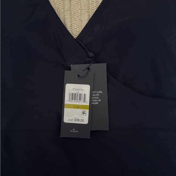 Tommy Hilfiger Stylish Flattering One piece Swimsuit Size 14‎ - Picture 4 of 5